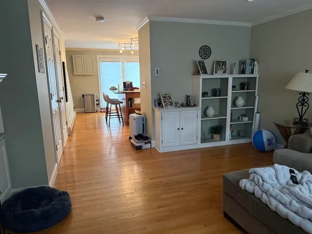 $339,900 | 7 Picadilly Court, Manchester, NH 03104