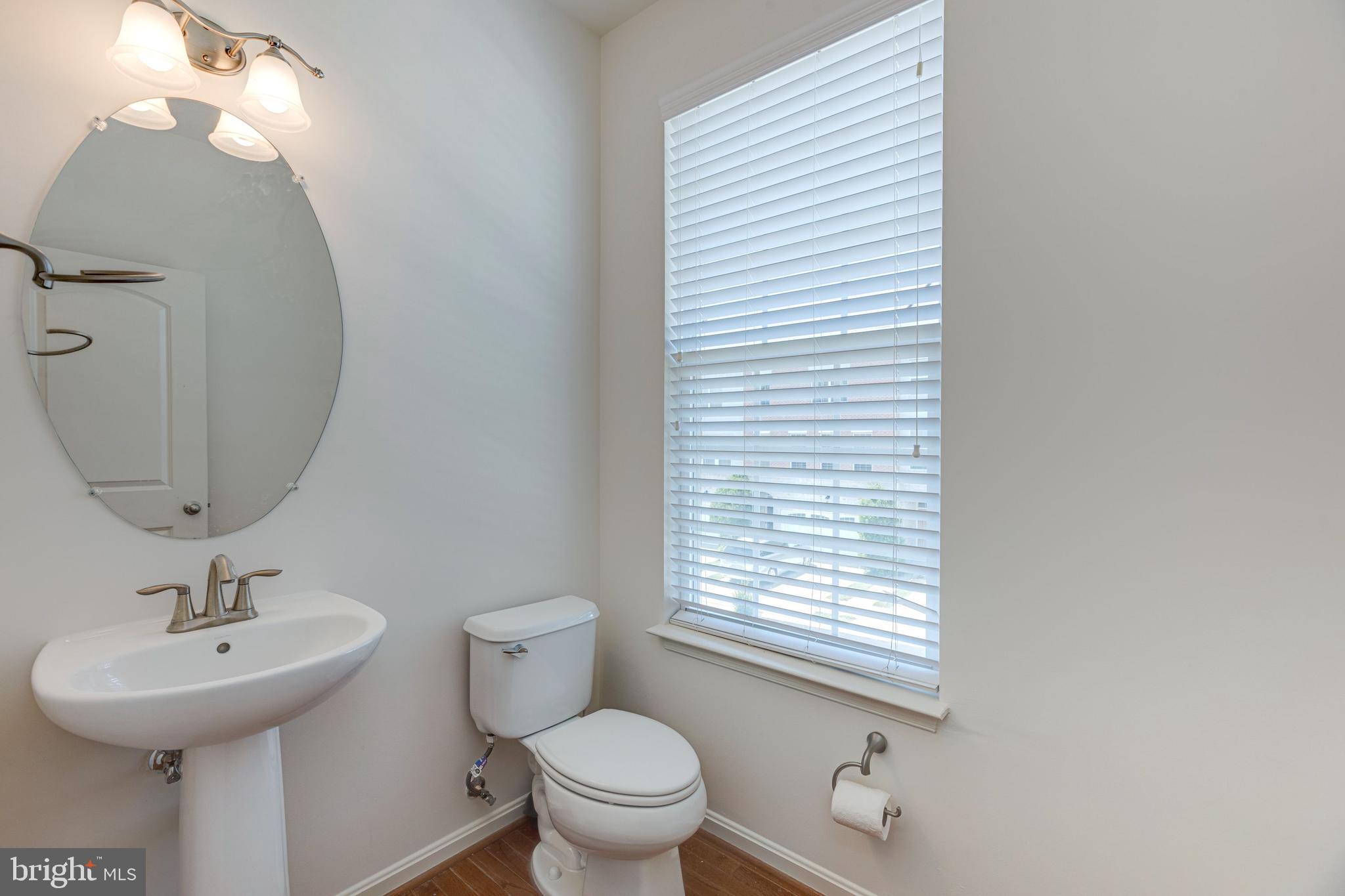 22676 Flowing Spring Square Brambleton, VA 20148 - Photo 20 of 45 Gallery Image 20
