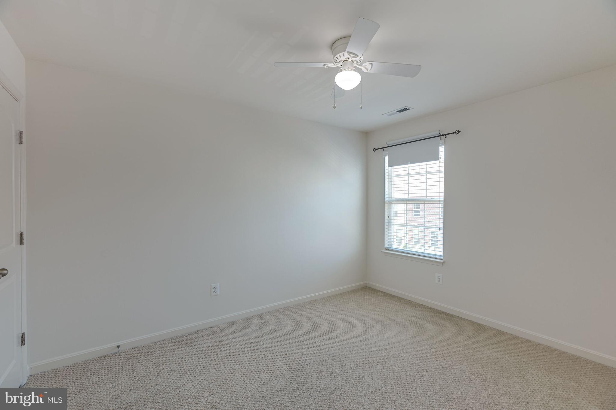 22676 Flowing Spring Square Brambleton, VA 20148 - Photo 26 of 45 Gallery Image 26