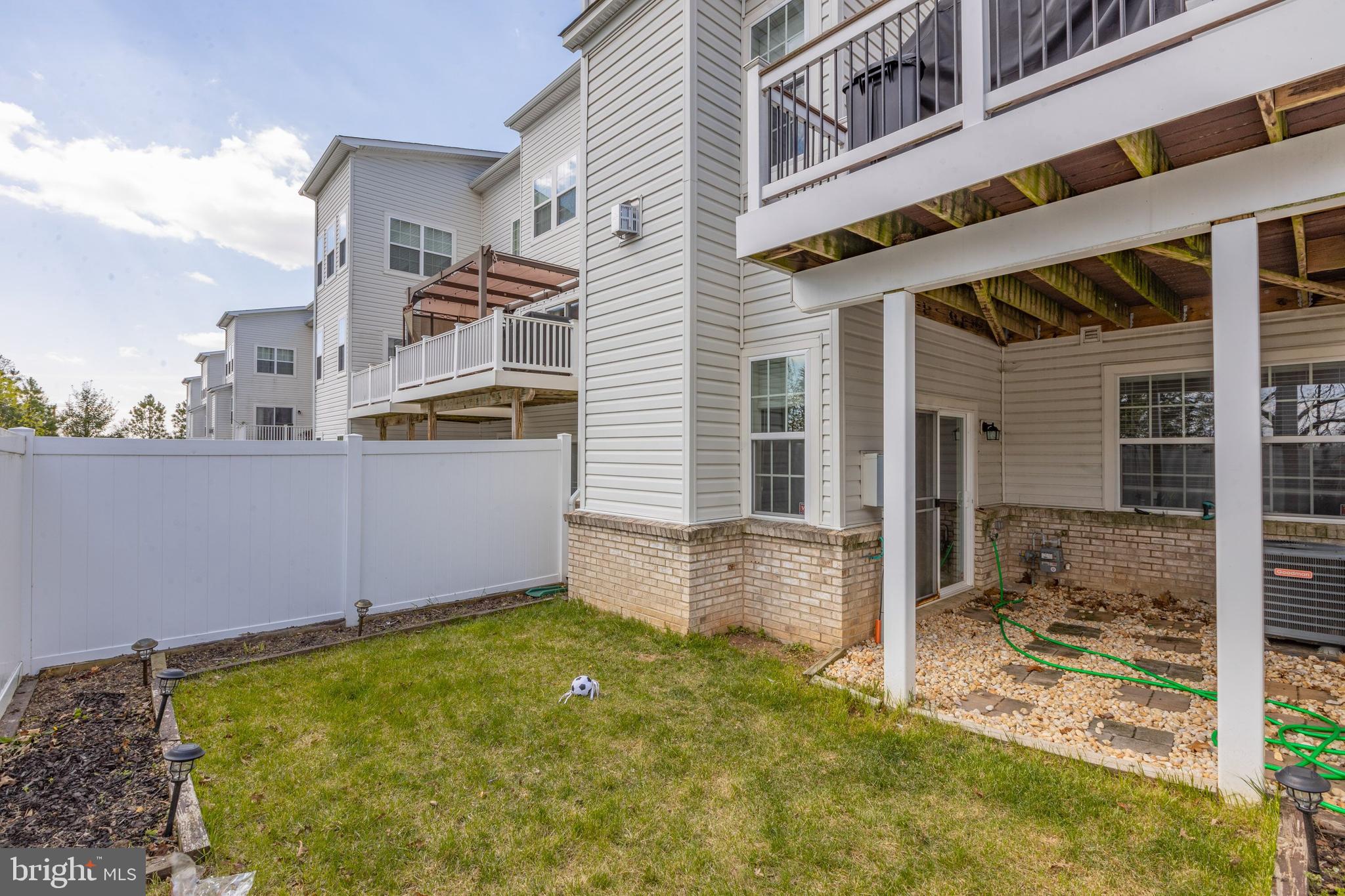 22676 Flowing Spring Square Brambleton, VA 20148 - Photo 39 of 45 Gallery Image 39