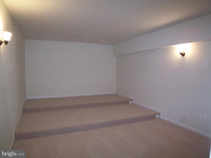 4111 Roberts Road Fairfax, VA 22032 - Photo 21 of 25 Unique #1