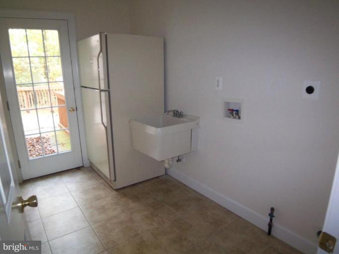 4111 Roberts Road Fairfax, VA 22032 - Photo 24 of 25 Laundry Area 1
