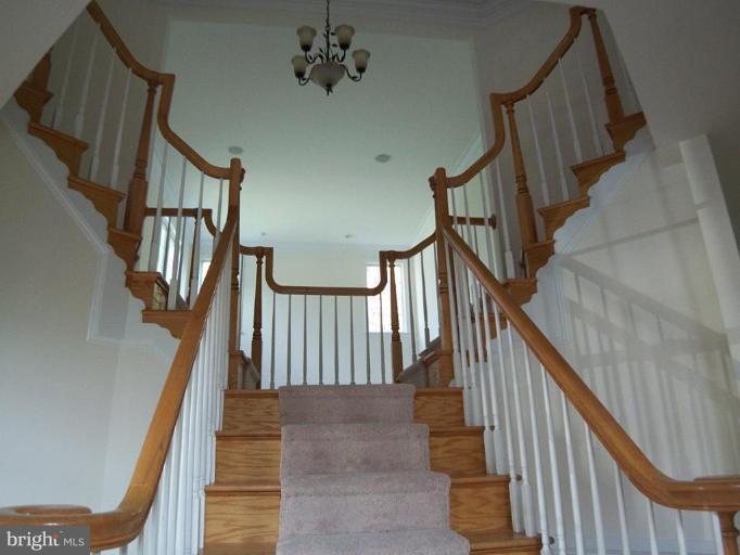 4111 Roberts Road Fairfax, VA 22032 - Photo 10 of 25 Staircase