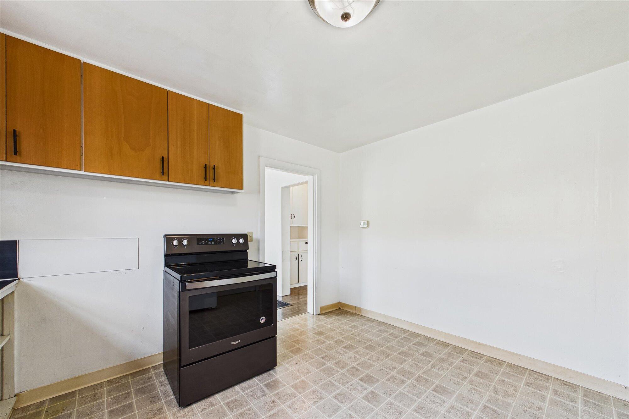 180 Cedar Street Rio Dell, CA 95562 - Photo 15 of 31