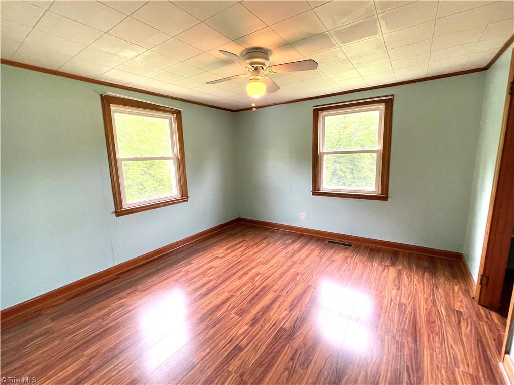 574 Blue Ridge Avenue Elkin, NC 28621 - Photo 12 of 20 Gallery Image 12