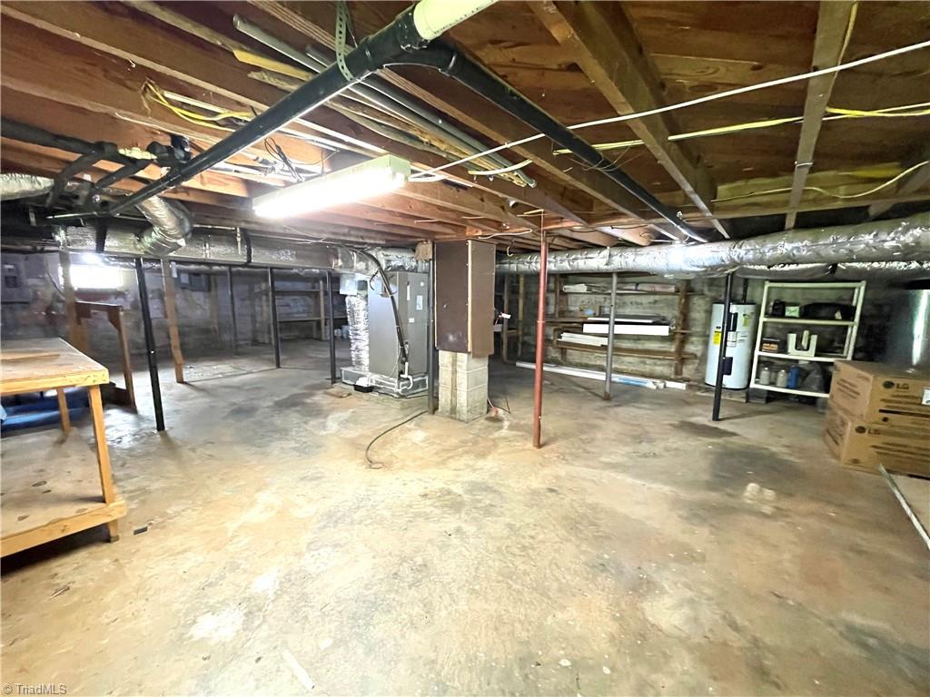 574 Blue Ridge Avenue Elkin, NC 28621 - Photo 17 of 20 Gallery Image 17