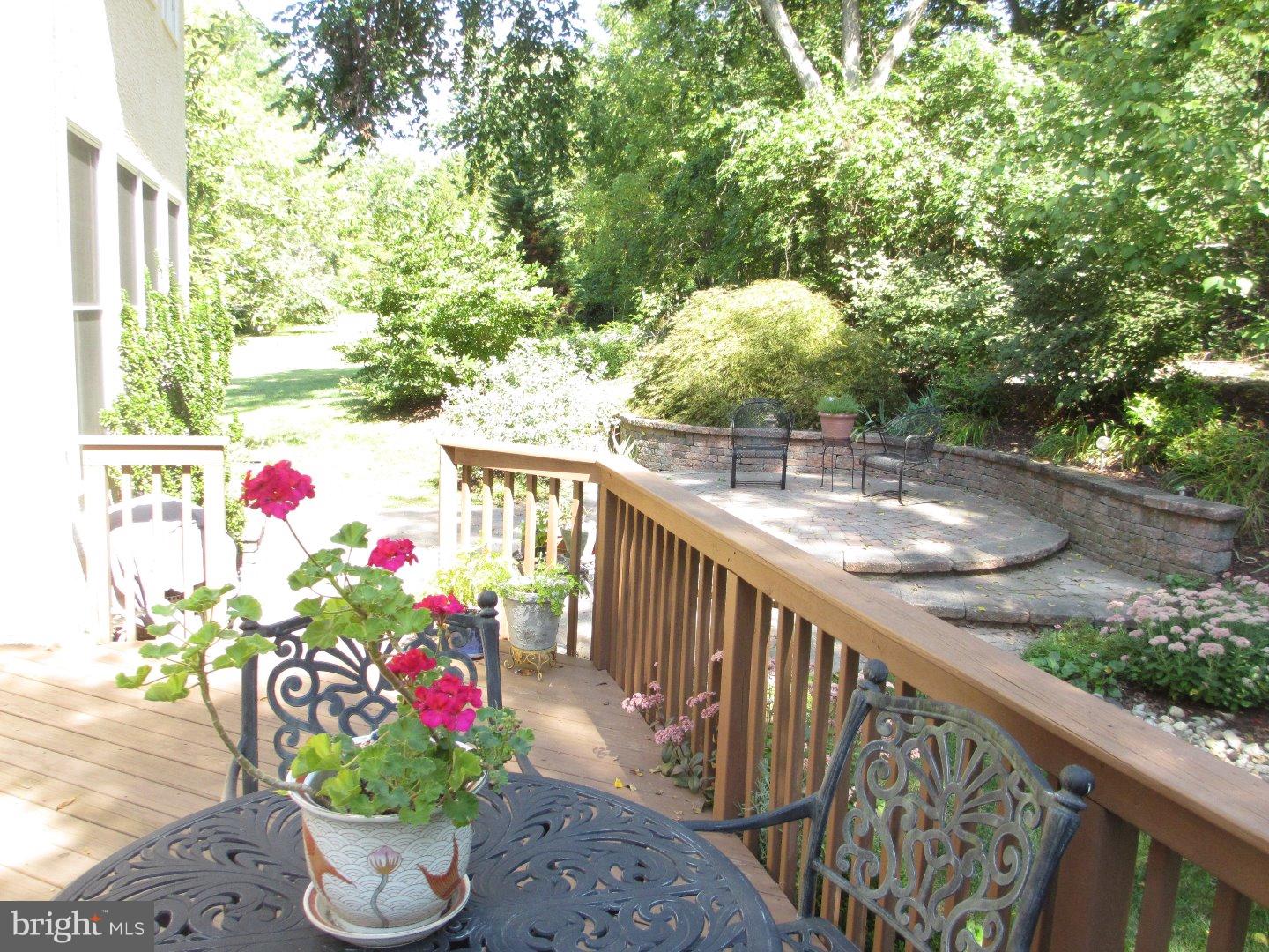 502 Raspberry Lane West Chester, PA 19382 - Photo 10 of 23 Gallery Image 10