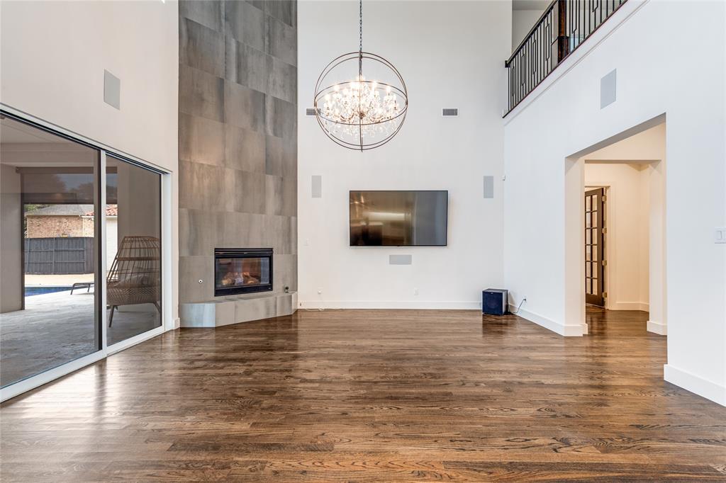 6921 Valley View Lane Dallas, TX 75240 - Photo 5 of 40