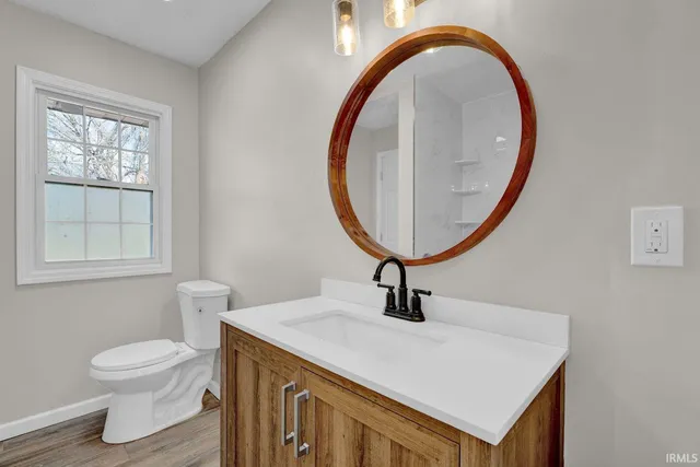 $235,000 | 2618 Lake Drive, Evansville, IN 47711