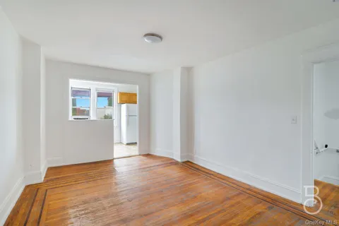 $1,425,000 | 27-12 Ditmars Boulevard | Astoria