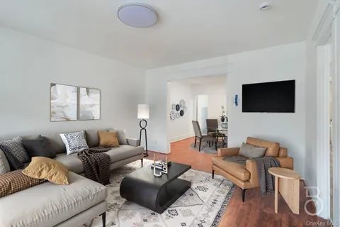 $1,425,000 | 27-12 Ditmars Boulevard | Astoria