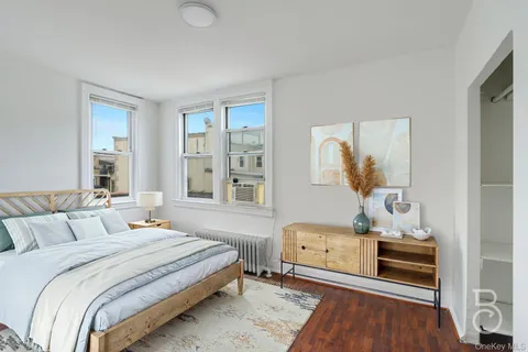 $1,425,000 | 27-12 Ditmars Boulevard | Astoria