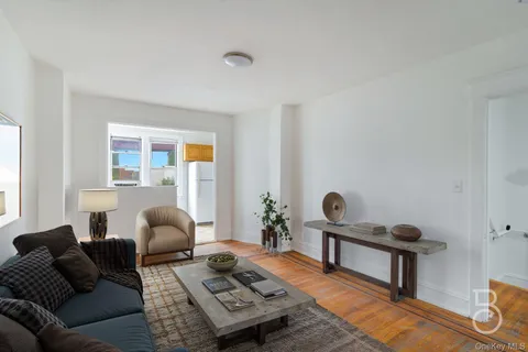 $1,425,000 | 27-12 Ditmars Boulevard | Astoria