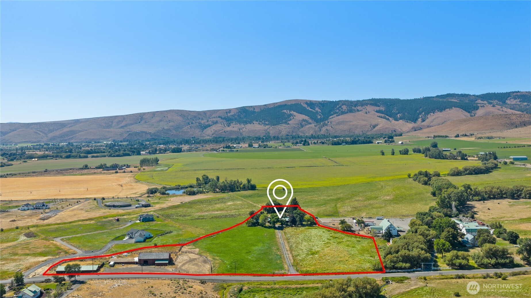 4530 Weaver Road Ellensburg, WA 98926 - Photo 2 of 39 a view of a city with an ocean view