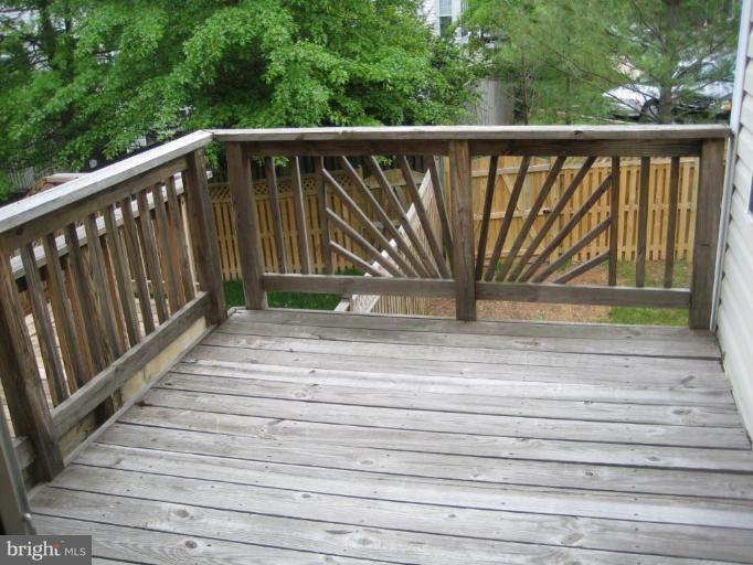2602 Cameron Way Frederick, MD 21701 - Photo 11 of 16 Deck
