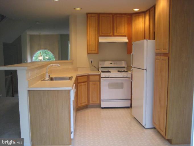 2602 Cameron Way Frederick, MD 21701 - Photo 12 of 16 Kitchen