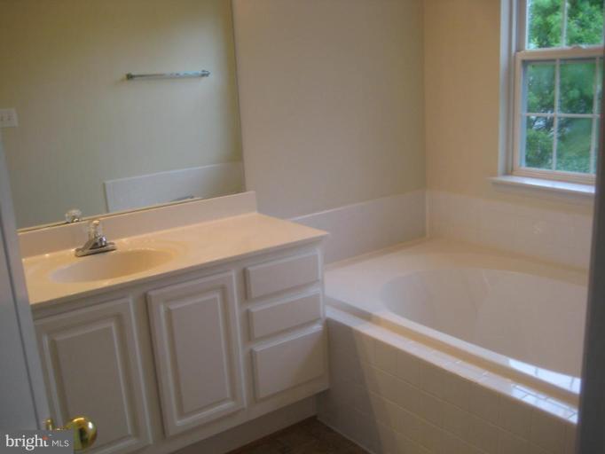 2602 Cameron Way Frederick, MD 21701 - Photo 16 of 16 Master Bath #2