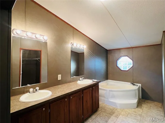 $93,900 | 7004 Church Street, Zalma, MO 63787