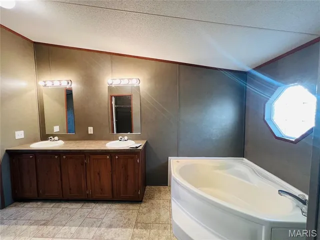 $93,900 | 7004 Church Street, Zalma, MO 63787