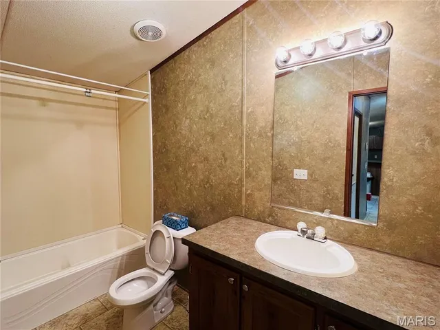 $93,900 | 7004 Church Street, Zalma, MO 63787