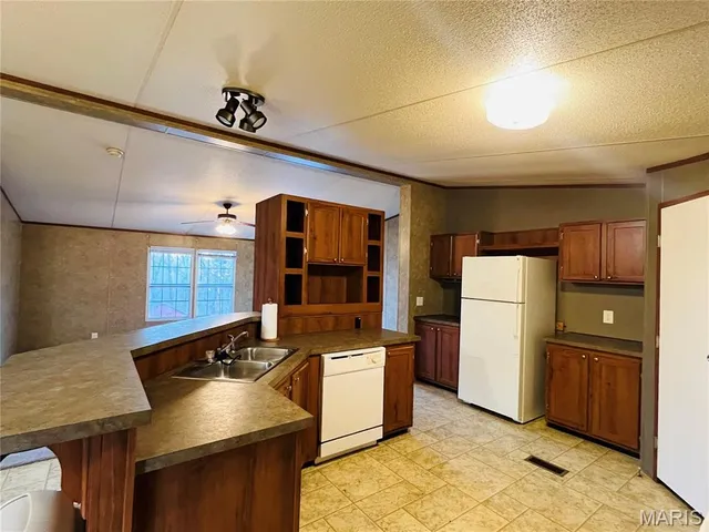 $93,900 | 7004 Church Street, Zalma, MO 63787