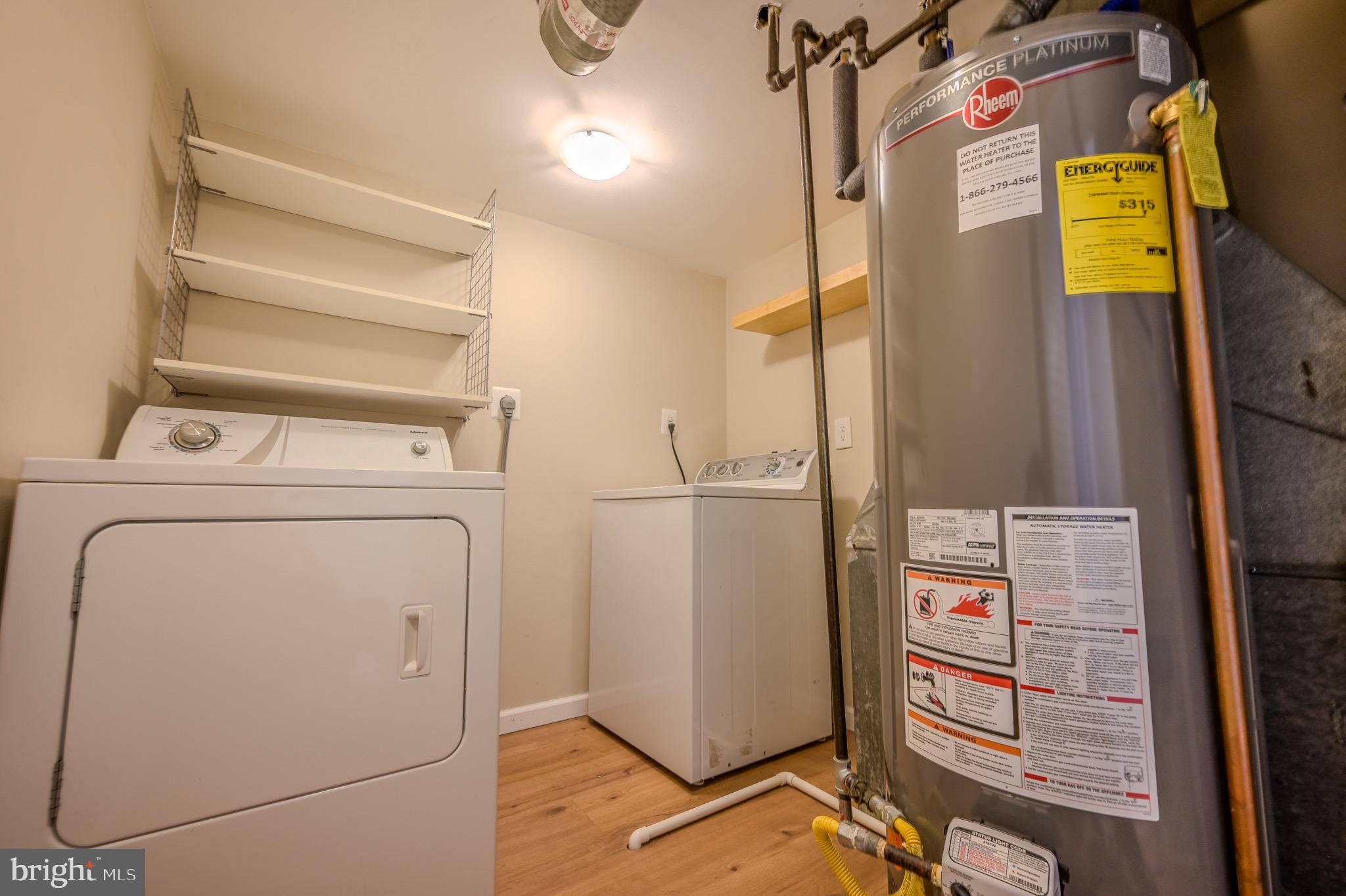 3391 Benbow Court Woodbridge, VA 22193 - Photo 26 of 34 Laundry/Utility Room