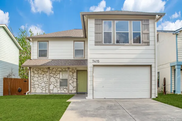 $1,975 | 7415 Corian Park Drive, San Antonio, TX 78249
