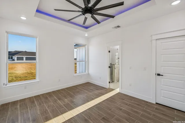 $650,000 | 179 Hidden Ranch Lane, Floresville, TX 78114