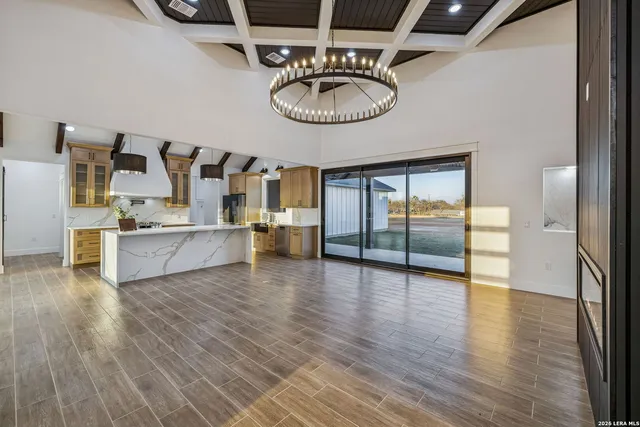 $650,000 | 179 Hidden Ranch Lane, Floresville, TX 78114