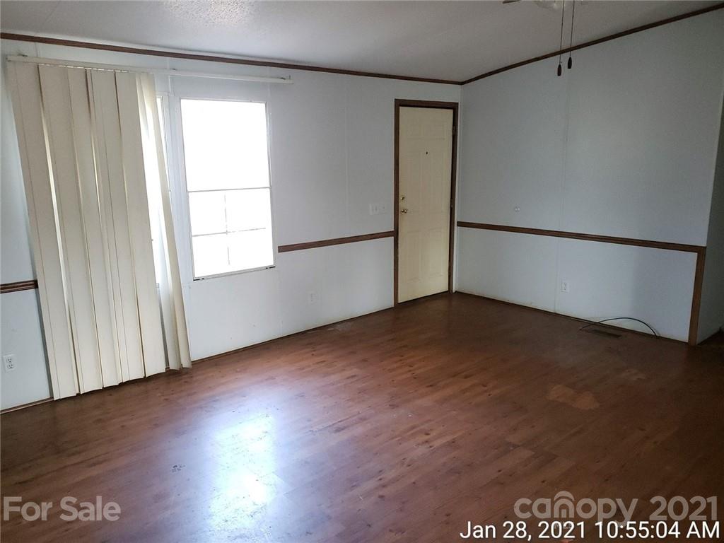 330 Falconview Road Lincolnton, NC 28092 - Photo 6 of 13 Gallery Image 6