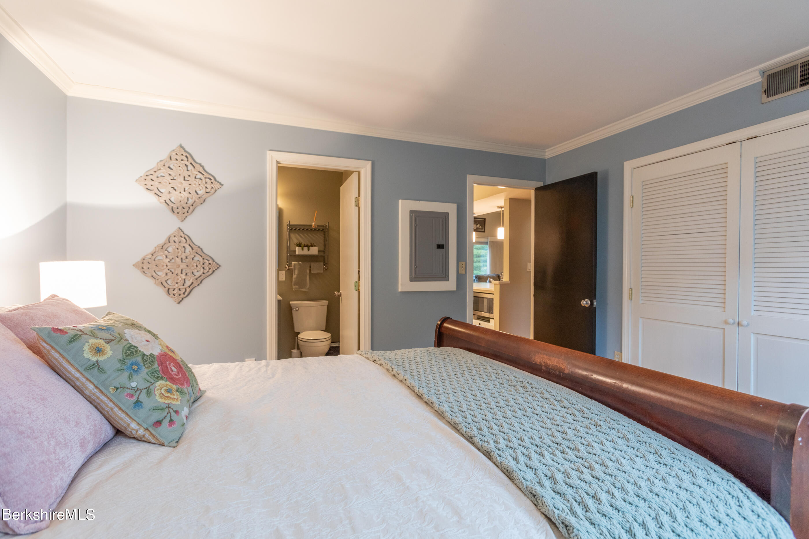 8 Rolling Hills, Unit 8 Lenox, MA 01240 - Photo 12 of 40 image-25