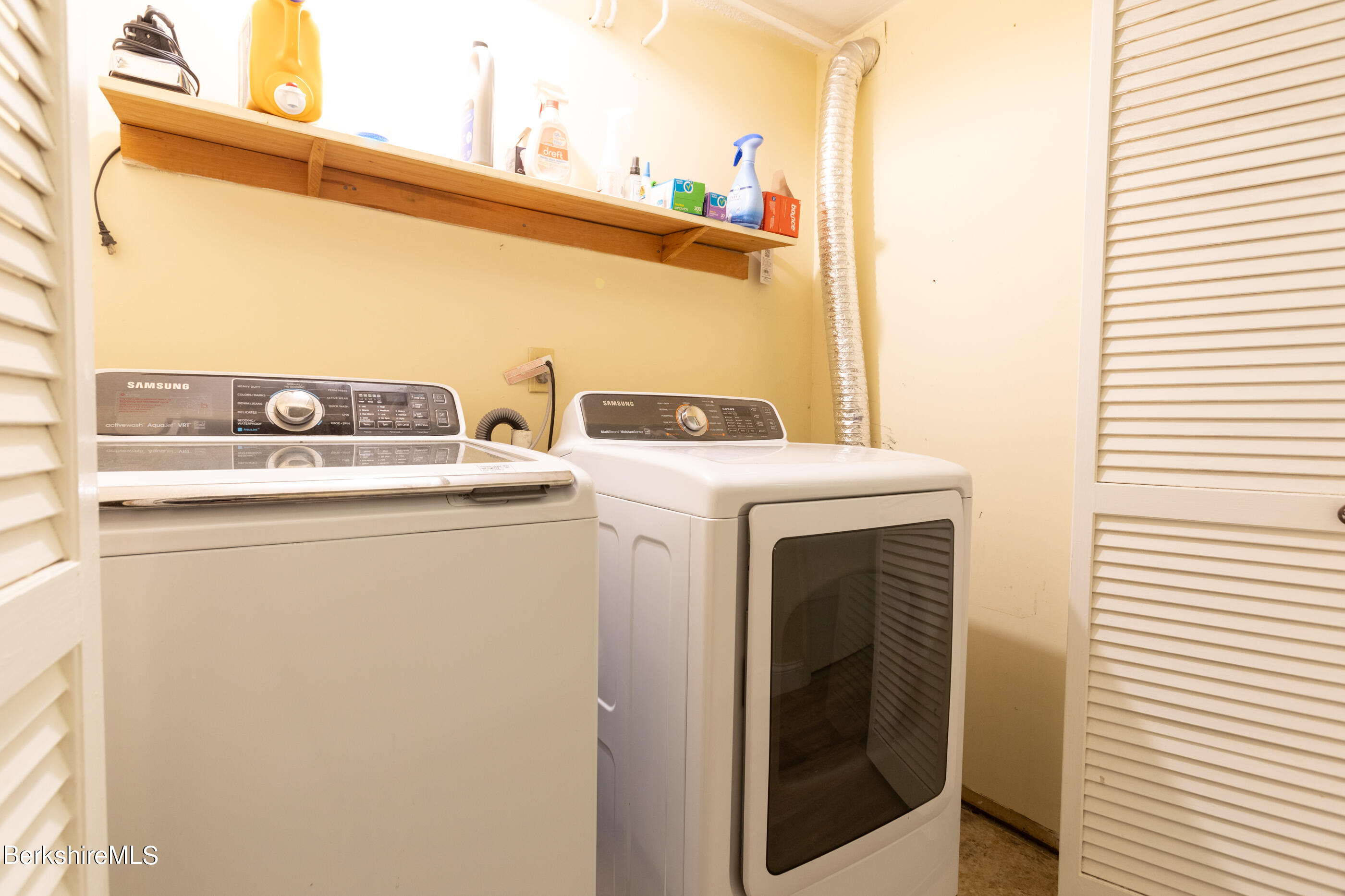 8 Rolling Hills, Unit 8 Lenox, MA 01240 - Photo 22 of 40 image-39