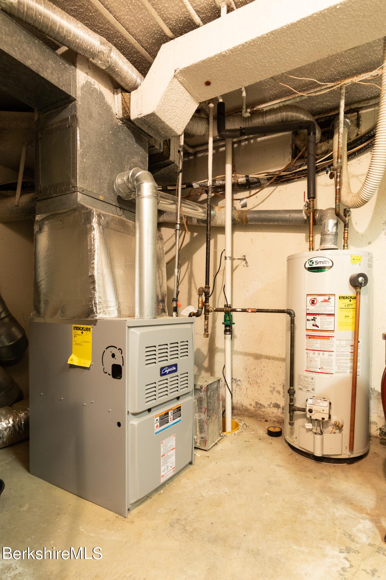 8 Rolling Hills, Unit 8 Lenox, MA 01240 - Photo 23 of 40 image-40