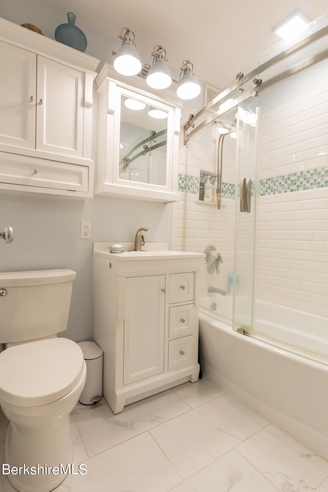 8 Rolling Hills, Unit 8 Lenox, MA 01240 - Photo 10 of 40 image-30