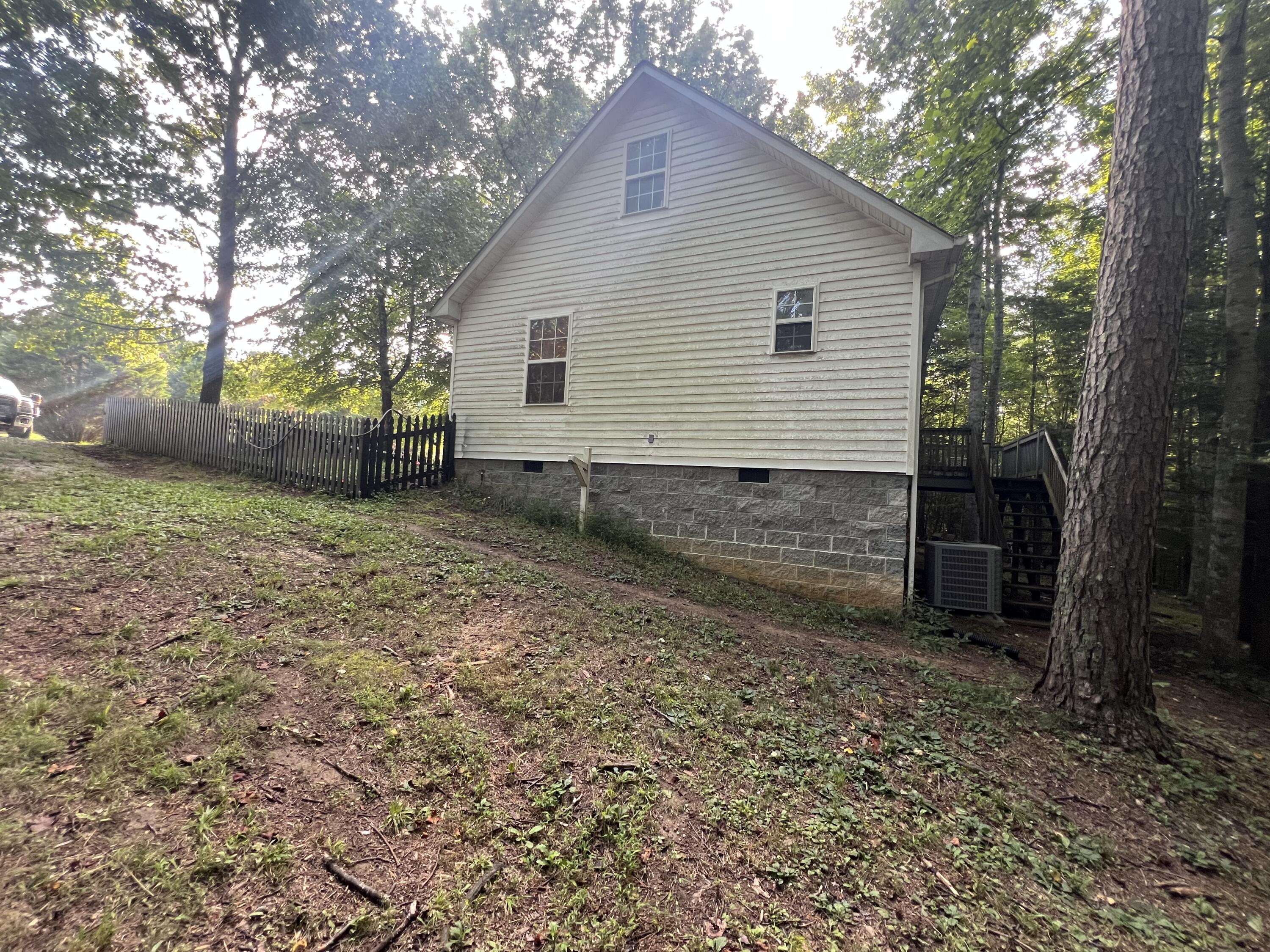 1117 Frankfort School Road Corbin, KY 40701 - Photo 5 of 17 IMG_8064