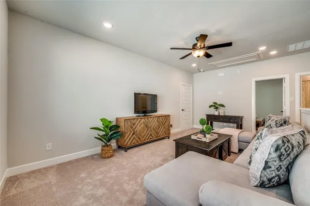 $699,900 | 6333 Hedgecoxe Road, The Colony, TX 75056