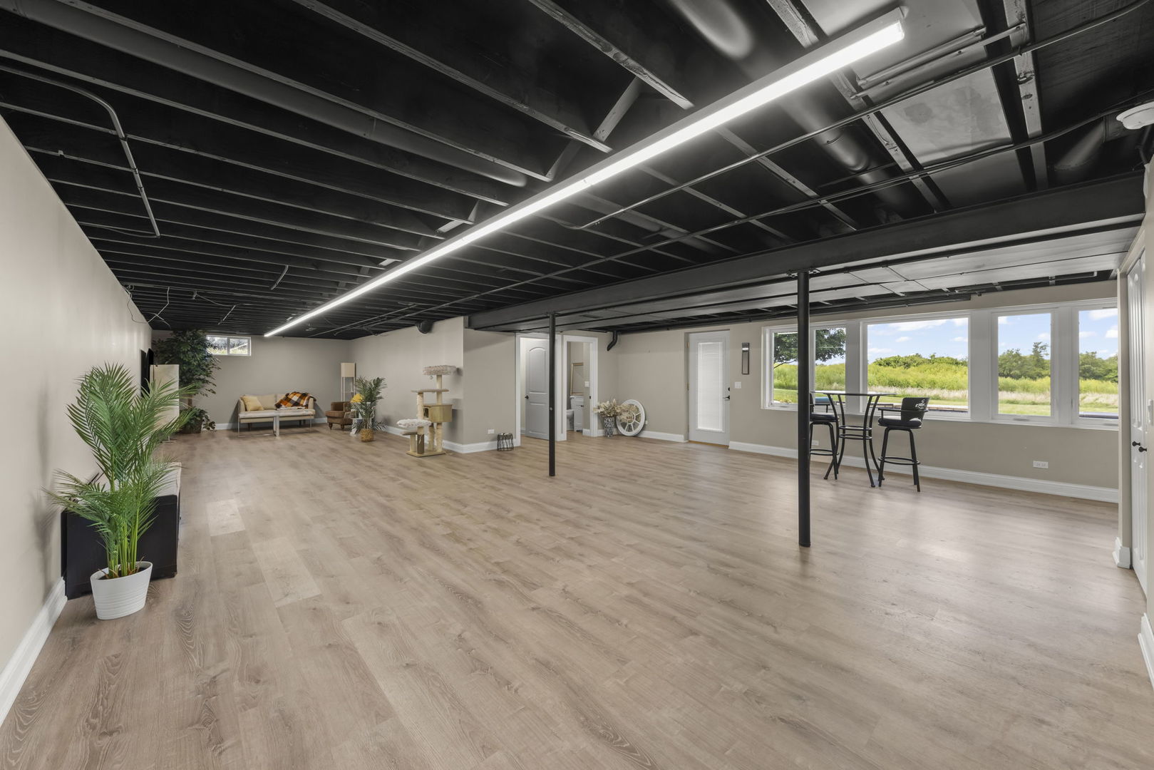 10N862 Muirhead Road Elgin, IL 60124 - Photo 27 of 47 a view of a porch