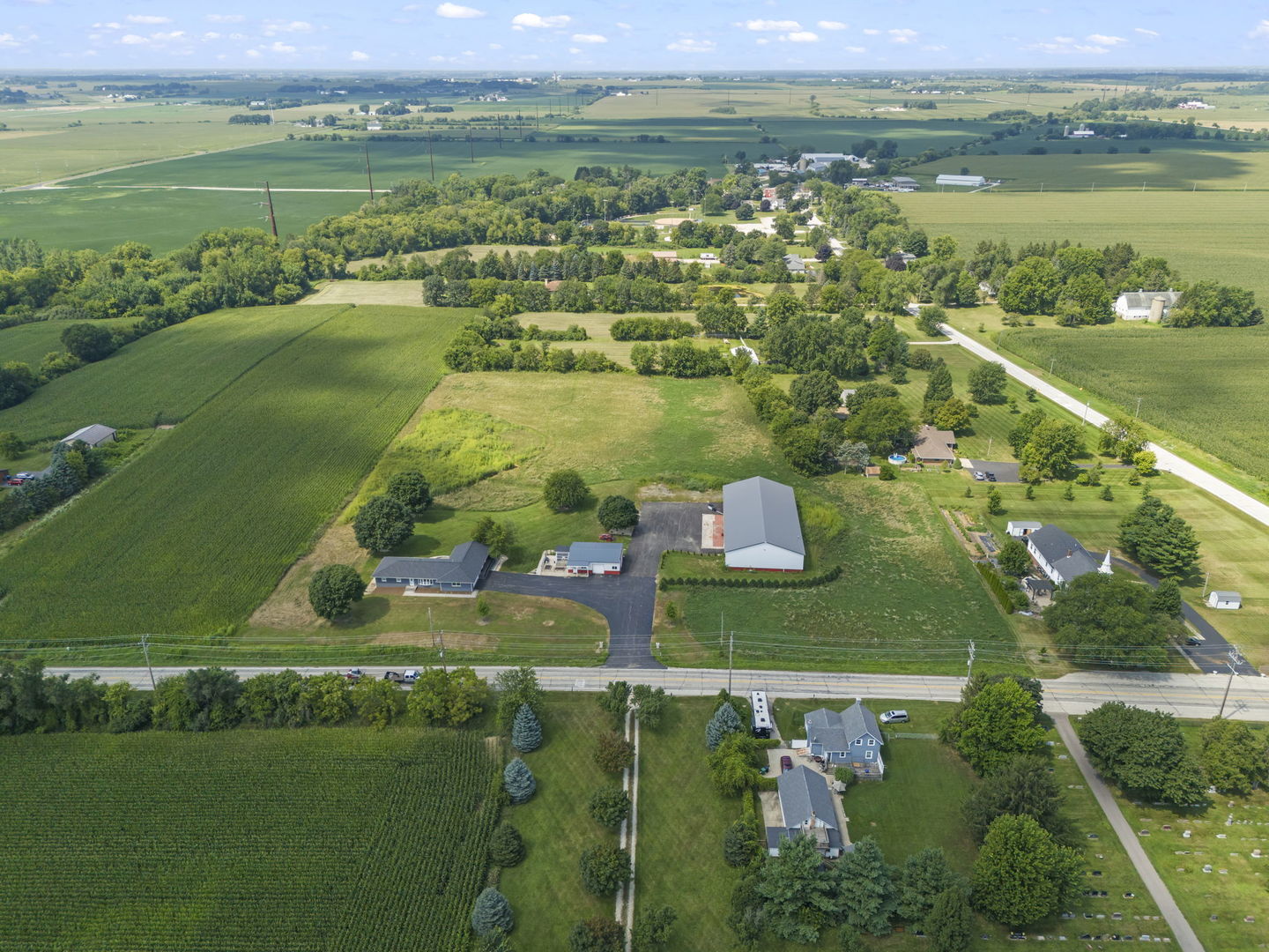 10N862 Muirhead Road Elgin, IL 60124 - Photo 41 of 47 a view of a city