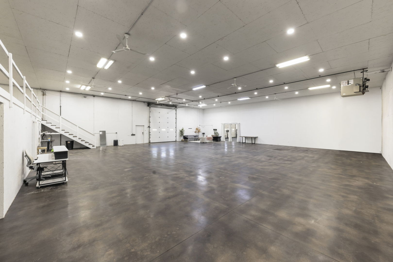 10N862 Muirhead Road Elgin, IL 60124 - Photo 8 of 47 a view of a room with lots of furniture