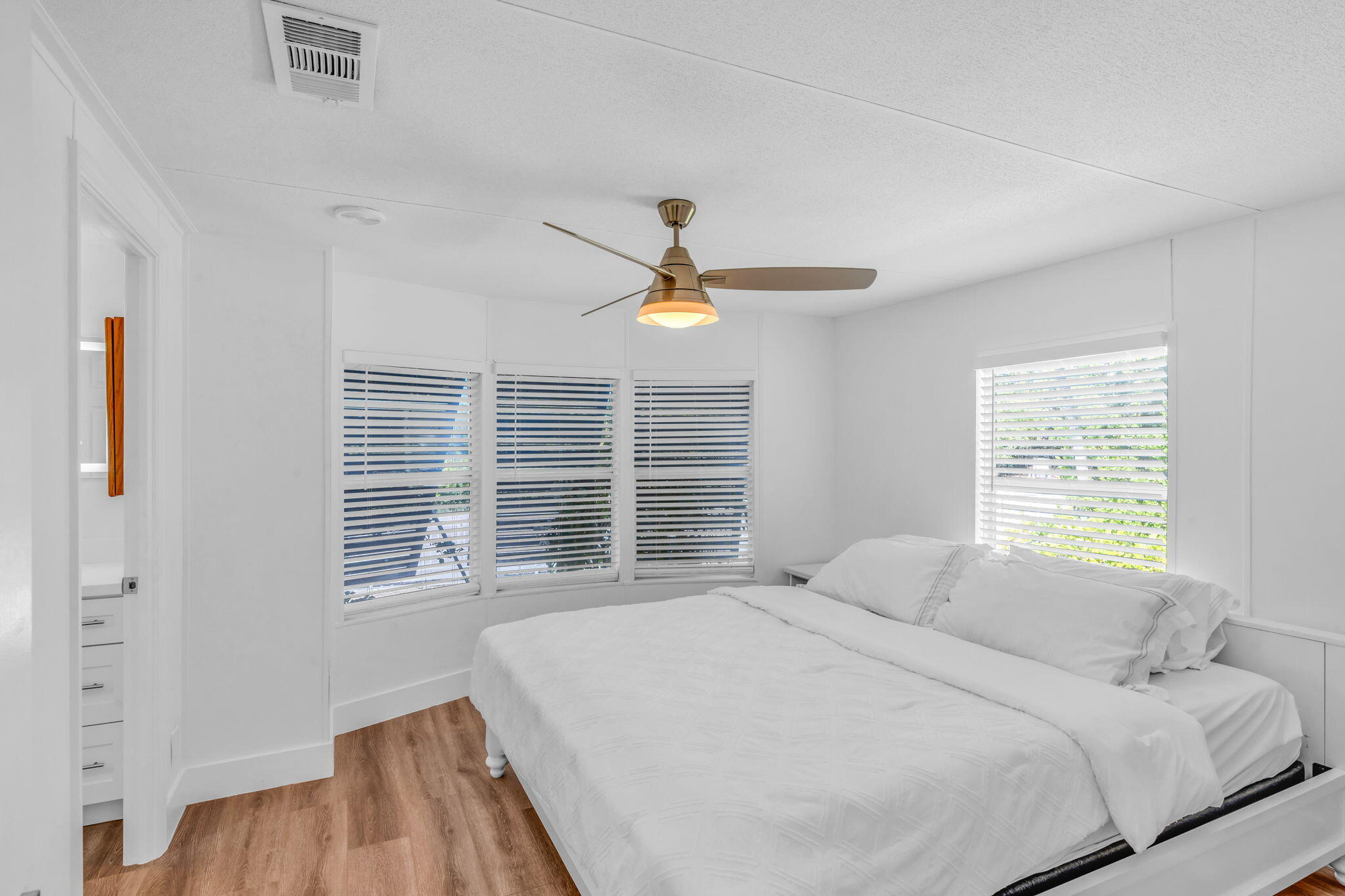 181 Grassy Road Key Largo, FL 33037 - Photo 12 of 35 12-web-or-mls-181 Grassy Rd - High Expos