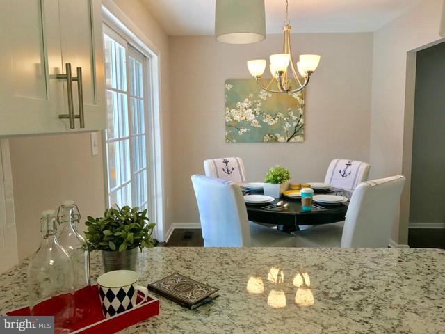 2243 Gunsmith Square Reston, VA 20191 - Photo 9 of 16 Dining Room