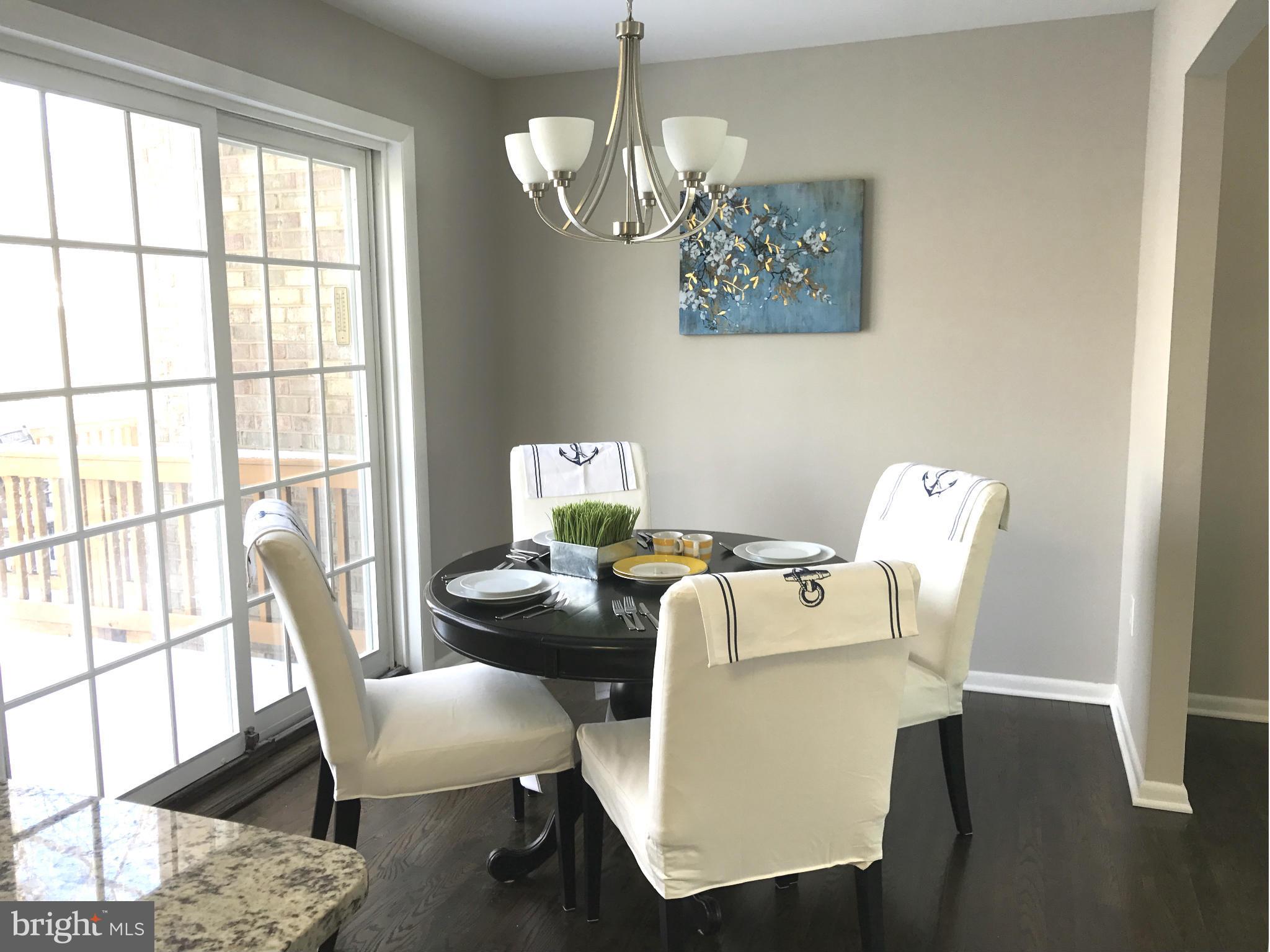 2243 Gunsmith Square Reston, VA 20191 - Photo 10 of 16 Dining Room