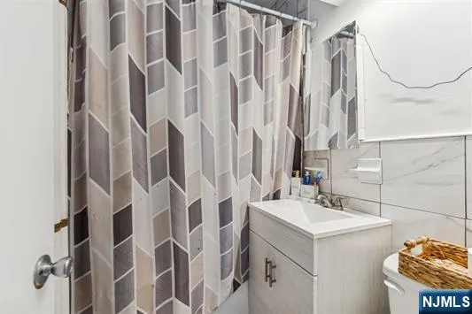 $219,995 | 527-529 34th Street, Unit C3, Union City, NJ 07087