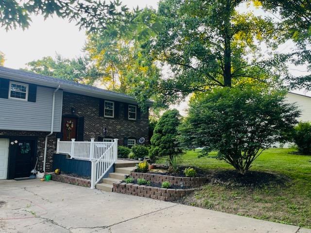 22793 Murray Road Lawrenceburg, IN 47025 - Photo 2 of 23