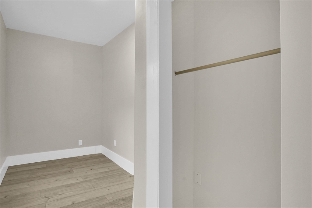 14 Adams Street Springfield, MA 01105 - Photo 28 of 37