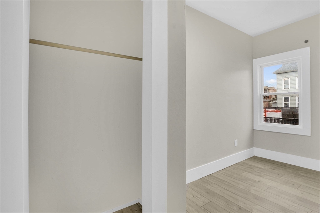 14 Adams Street Springfield, MA 01105 - Photo 29 of 37