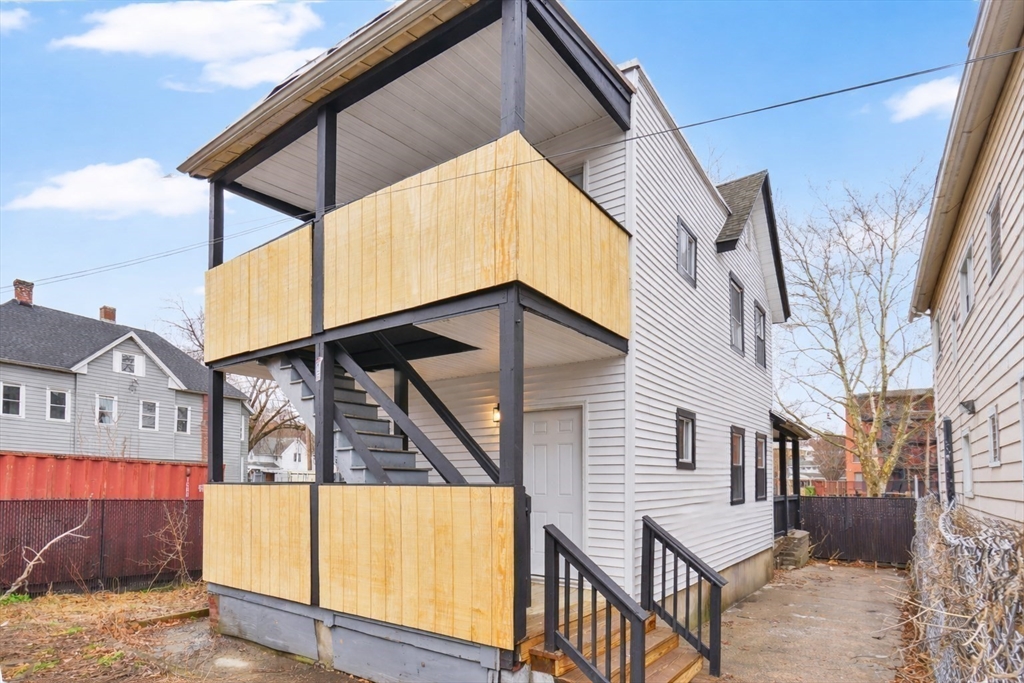 14 Adams Street Springfield, MA 01105 - Photo 36 of 37