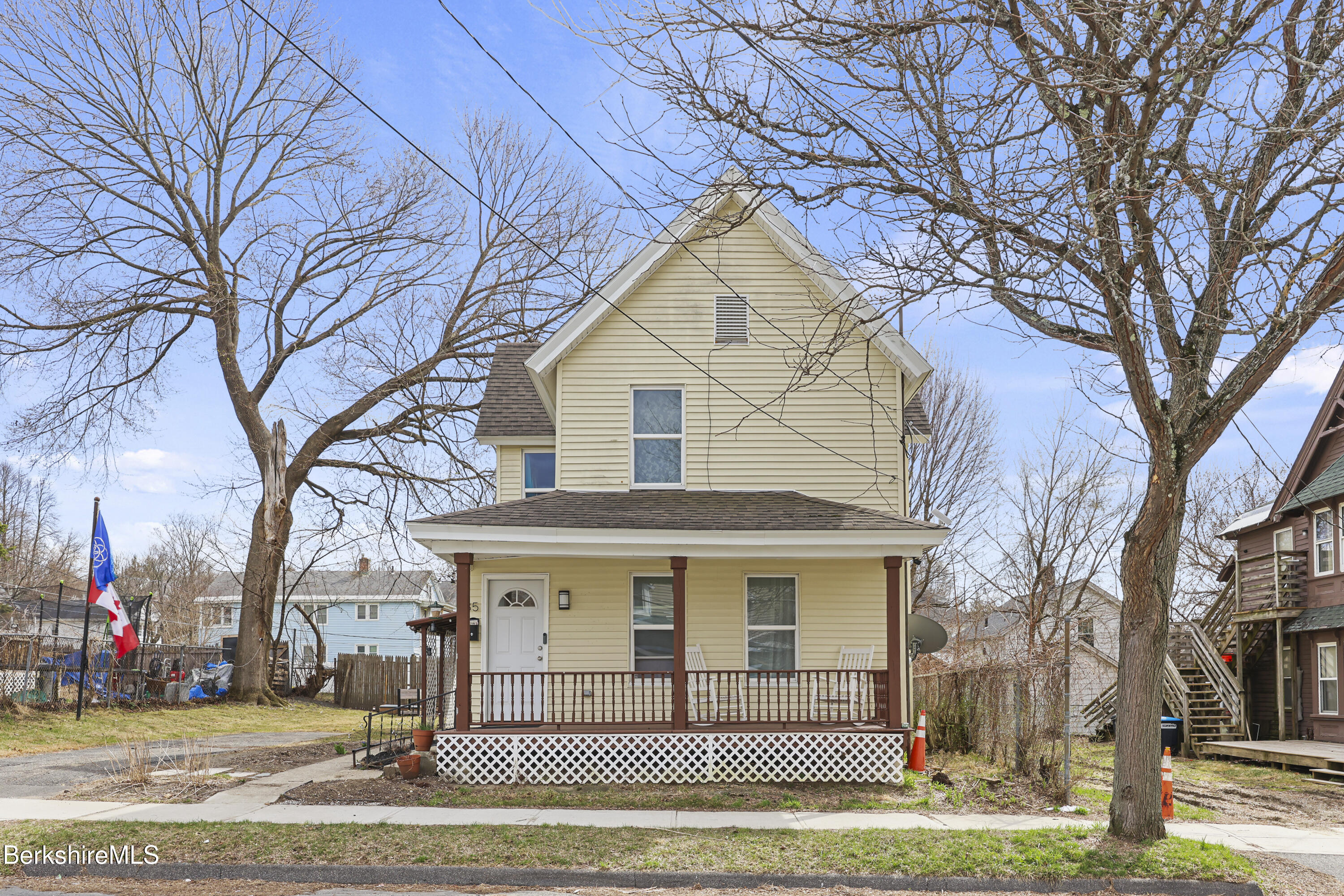 35 Prospect Street Pittsfield, MA 01201 - Photo 2 of 41 Exterior