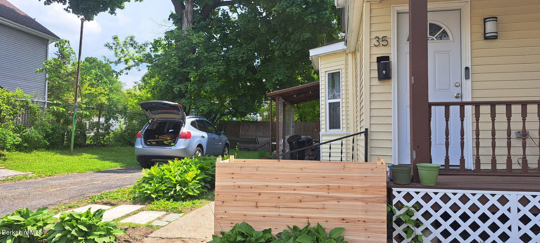 35 Prospect Street Pittsfield, MA 01201 - Photo 40 of 41 Summer