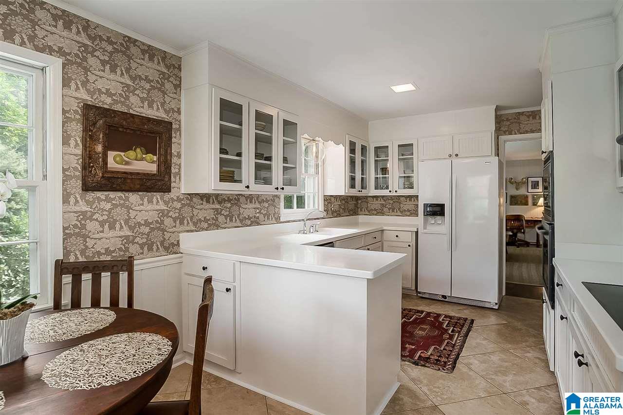 3845 Spring Valley Road Birmingham, AL 35223 - Photo 16 of 49